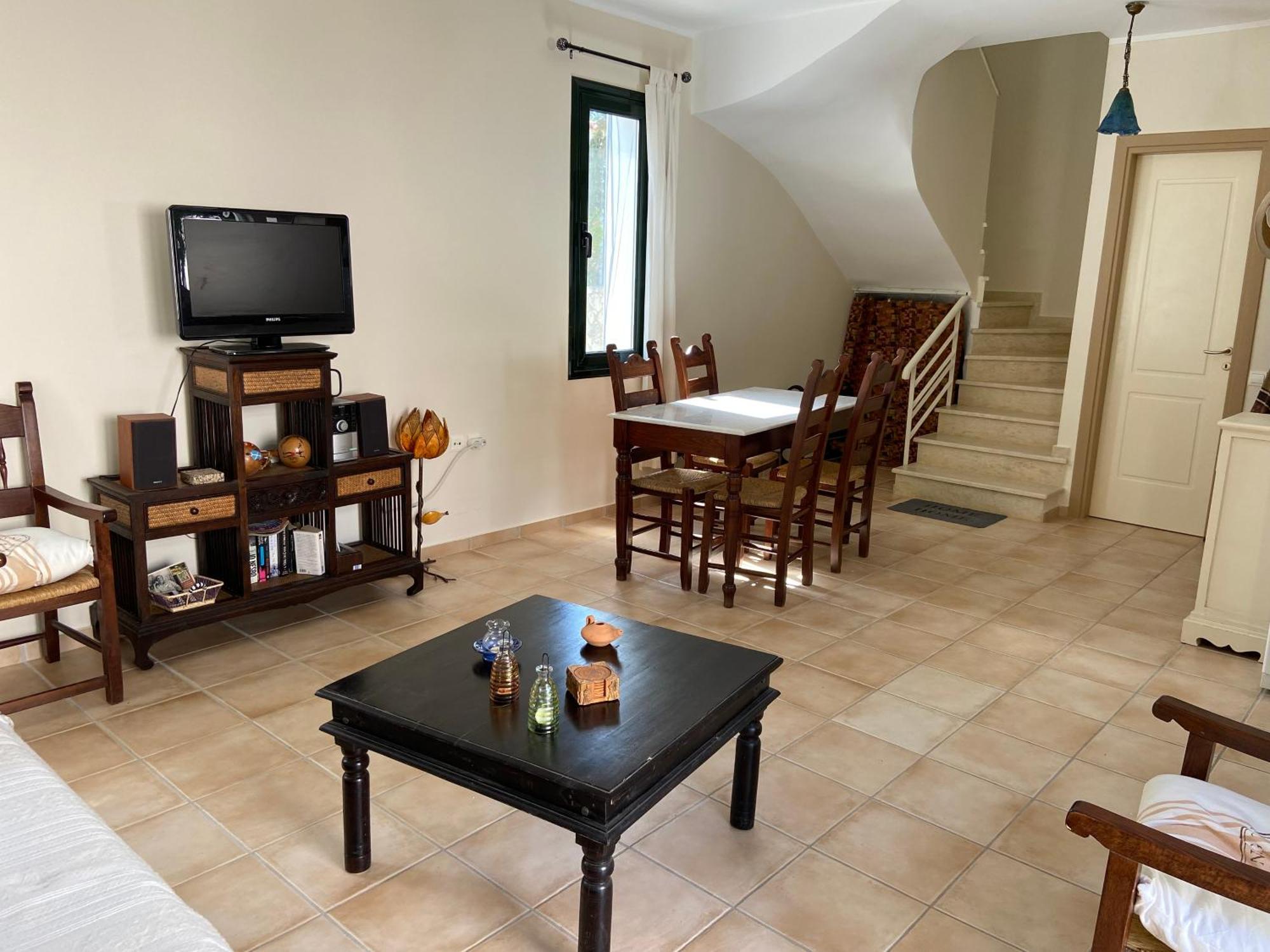 Maison A Cote Lac Proche Mer Fanou House Georgioupoli Exterior photo